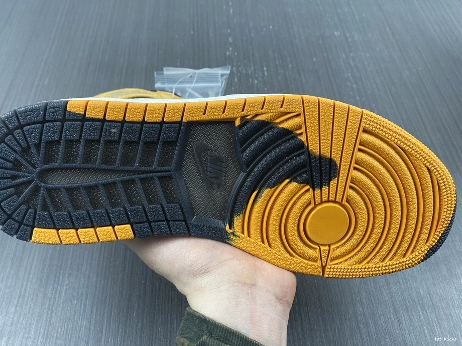 Curry DB2889-700 Jordan 1 Light High Element Gore-Tex 0328